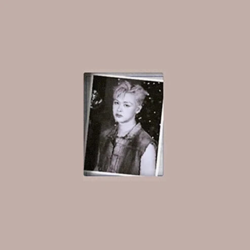 CLOSE YOUR EYES 2nd Mini Album [Snowy Summer] (ID Card Ver.) (POCAALBUM)