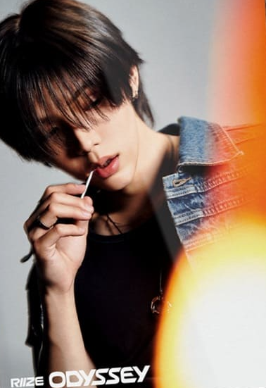 RIIZE 1st Album [ODYSSEY] (PHOTOBOOK Ver.)