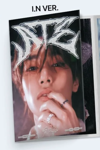 Stray Kids 9th Mini Album [ATE] (Accordion Ver.)